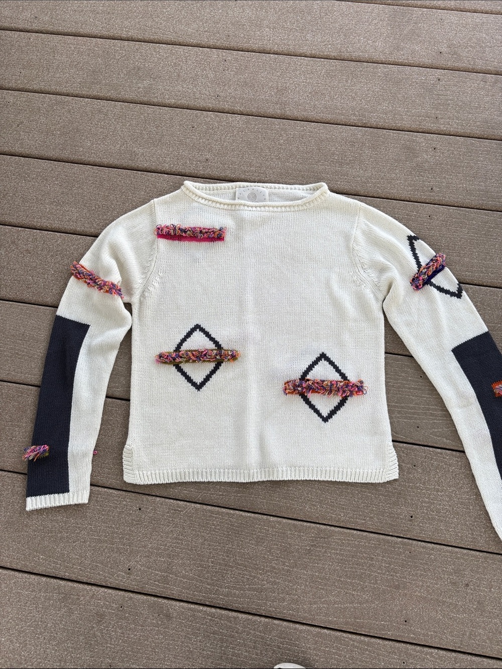 Cream Crewneck Sweater with Diamond Motif and Fringe Trim